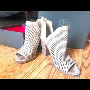 Vince Camuto Kensa Peep Tow Bootie